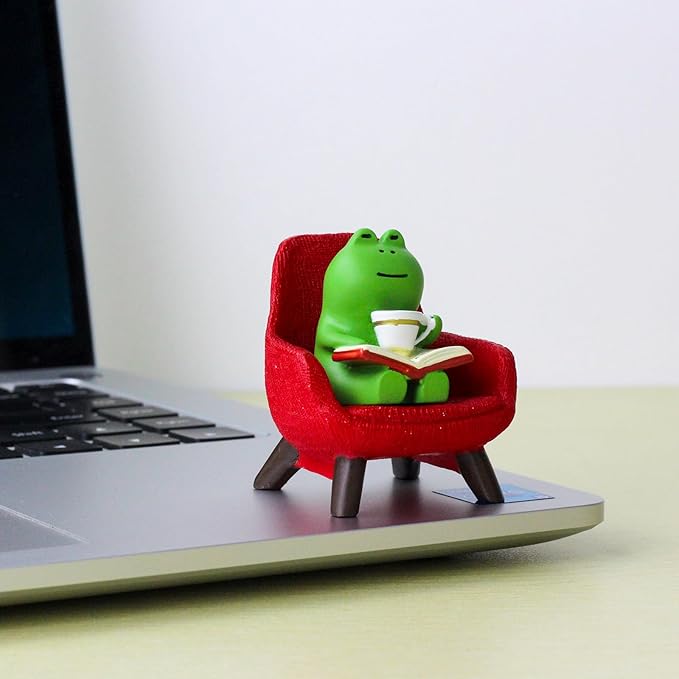 Miniature Frog Figurines - Funny Frog Sculpture for Shelf, Desk Decoration - Frog Desk Accessories - Perfect Cute Frog Gift for Frog Lovers (Red Sofa)