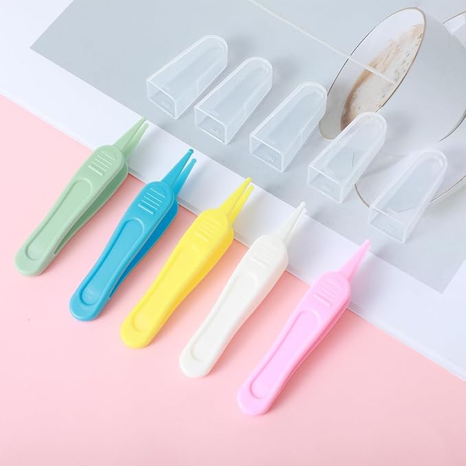 5 Pcs Nose Cleaning Tweezers, 5 Colors Baby Nose Picker with Round Plastic Head for Babys Care Comfortable Effective Noses Picker Tool Baby for Cleaning Ear Canals Nasal Umbilical Dirt