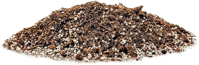 GARDENERA Premium Organic Potting Soil for Lettuce - (1 Quart Bag)