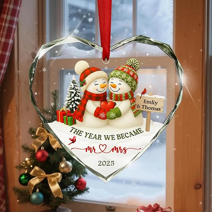 NAZENTI Personalized Snowman Couple Ornament 2025, Custom Glass Christmas Ornaments with Names, Snowman Lovers Holiday Decoration, Romantic Gift for Couples Newlyweds Keepsake 06