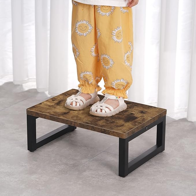 Snughome Wooden Step Stools for Kids, Solid Portable Wooden Bedside Step Stool Adults Hold Up to 350 lb, One Step Foot Stool for Kitchen, Bedroom, Living Room, Bathroom - Self-Assembly(Rustic Brown)
