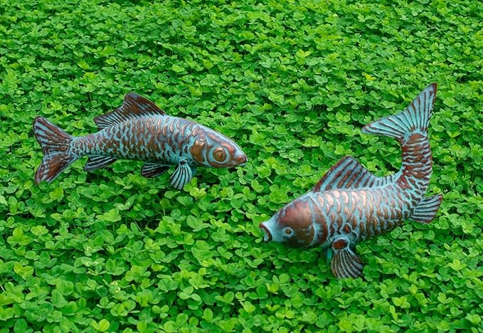 Metal Koi Fish Sculptures, Outdoor Garden Sculptures & Statues, Antique Copper Koi Pond Decor, Set of 2 Koi Fish Figurines Artwork, Garden Statue for Indoor Outdoor Patio Backyard Home Kitchen