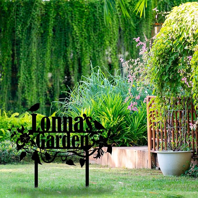 Personalized Flower and Bird Metal Garden Stake, Bird Garden Sign, Custom Flower Yard Decor, Mom's Garden Gift, Gardener Family Name Sign, Patio Home Gift, Yard Art, Housewarming Gift