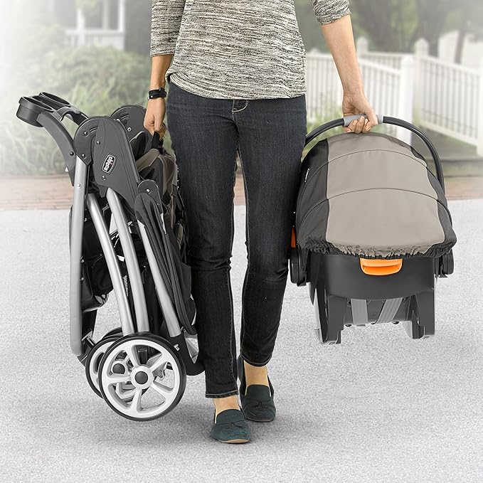 Chicco Viaro Travel System, Cranberry
